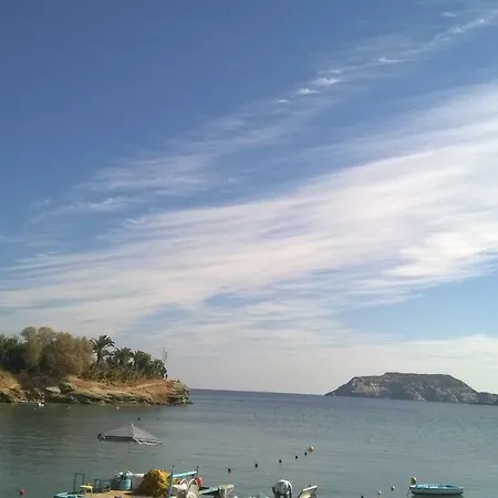 Komissa΄s House Apartman *